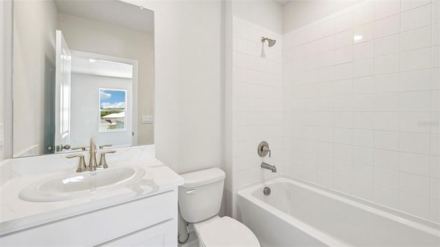 10437 WOODLAND GARDEN WAY, Parrish, FL 34219