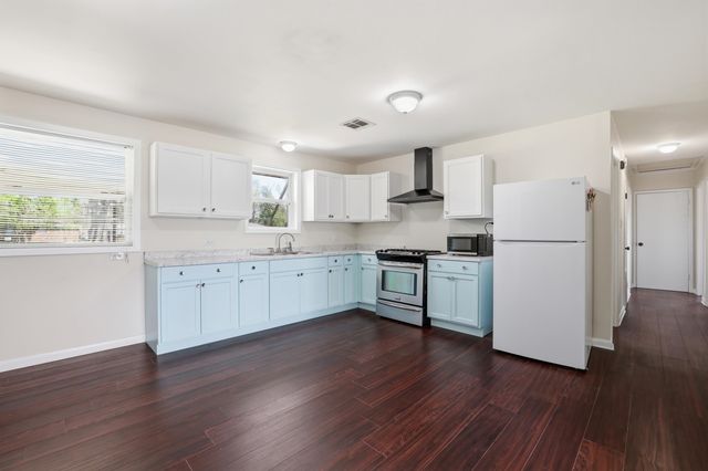 3219 Camellia Ave, Houma, LA 70363