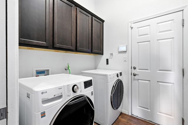 2061 CAMINO RINCON SW, Los Lunas, NM 87031
