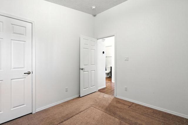 2061 CAMINO RINCON SW, Los Lunas, NM 87031