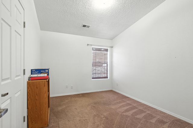 2061 CAMINO RINCON SW, Los Lunas, NM 87031