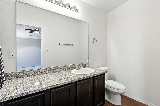 2061 CAMINO RINCON SW, Los Lunas, NM 87031