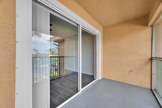 3620 NW Adriatic Lane 306, Jensen Beach, FL 34957