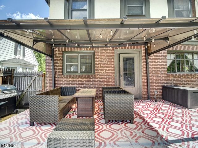 1136 Coolidge Rd, Elizabeth City, NJ 07208