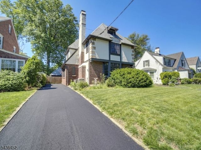 1136 Coolidge Rd, Elizabeth City, NJ 07208