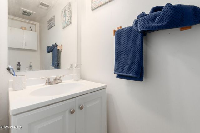 1704 S 39TH Street 24, Mesa, AZ 85206