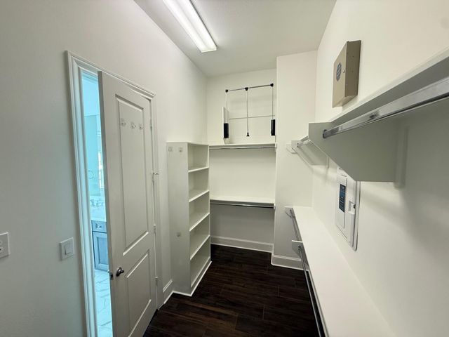 10760 Craighead Drive, Houston, TX 77025