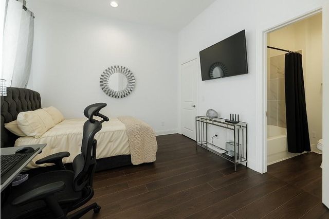 10760 Craighead Drive, Houston, TX 77025