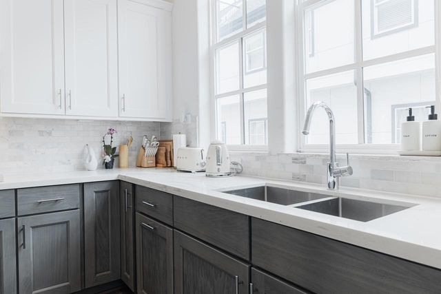 10760 Craighead Drive, Houston, TX 77025