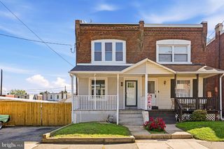 1015 MCCLENAHAN TER, Marcus Hook, PA 19061