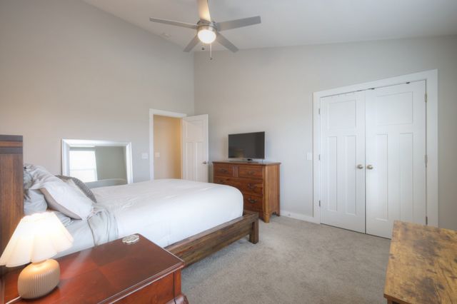 2400 Sayerville Ave, Old Hickory, TN 37138