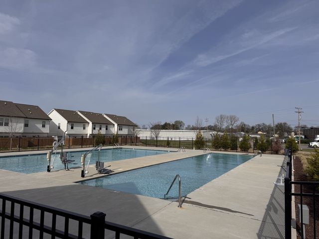 2400 Sayerville Ave, Old Hickory, TN 37138