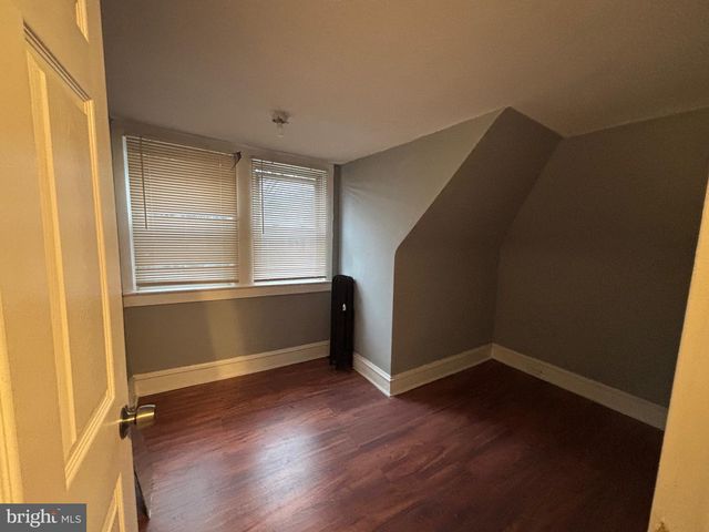 649 W STATE ST, Trenton, NJ 08618