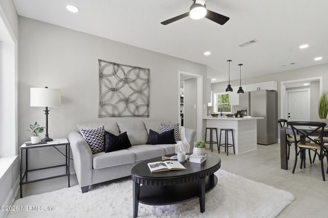 459 TABOR Drive S, Jacksonville, FL 32216