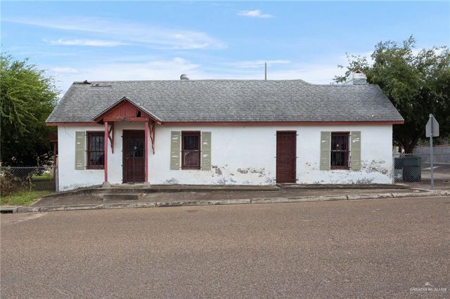 705 Garcia Street, Roma, TX 78584