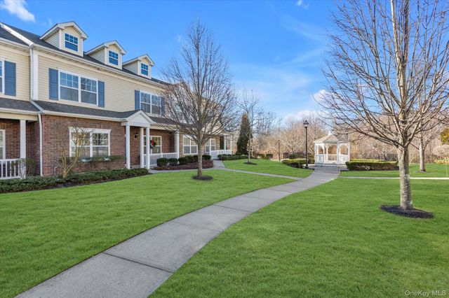 132 Rosebud Court, Patchogue, NY 11772