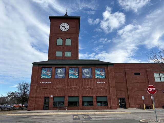 132 Rosebud Court, Patchogue, NY 11772