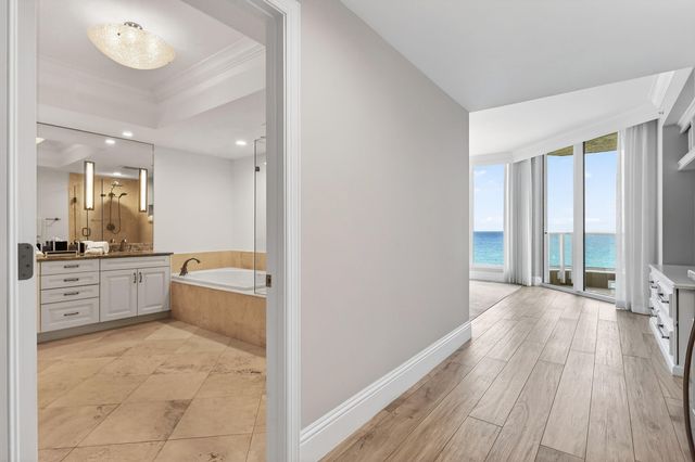 5050 N Ocean Drive 902, Singer Island, FL 33404