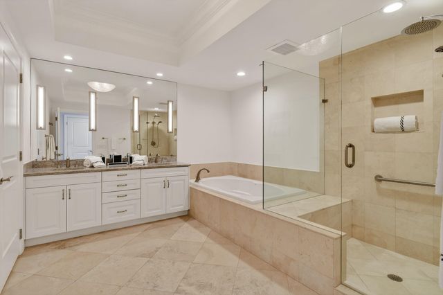 5050 N Ocean Drive 902, Singer Island, FL 33404