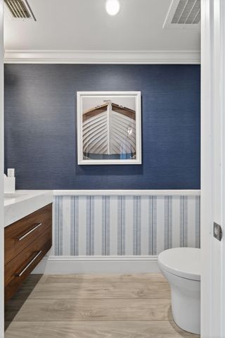 5050 N Ocean Drive 902, Singer Island, FL 33404