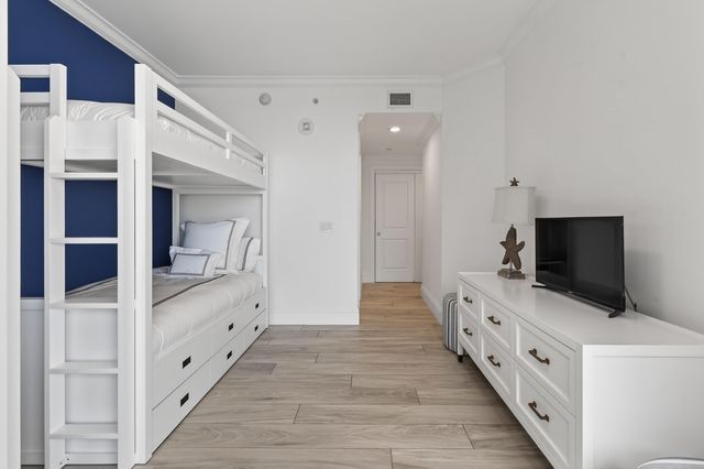 5050 N Ocean Drive 902, Singer Island, FL 33404