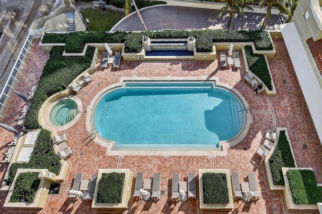 5050 N Ocean Drive 902, Singer Island, FL 33404