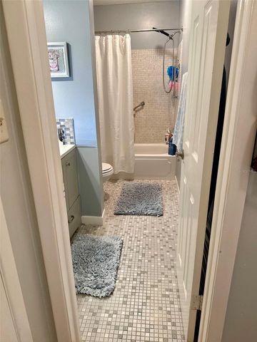 5357 81ST STREET N 15, St Petersburg, FL 33709