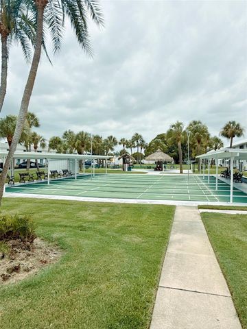 5357 81ST STREET N 15, St Petersburg, FL 33709