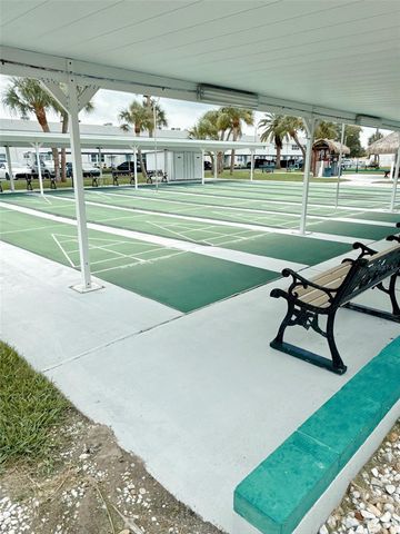 5357 81ST STREET N 15, St Petersburg, FL 33709