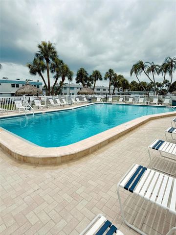 5357 81ST STREET N 15, St Petersburg, FL 33709
