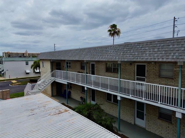 5357 81ST STREET N 15, St Petersburg, FL 33709