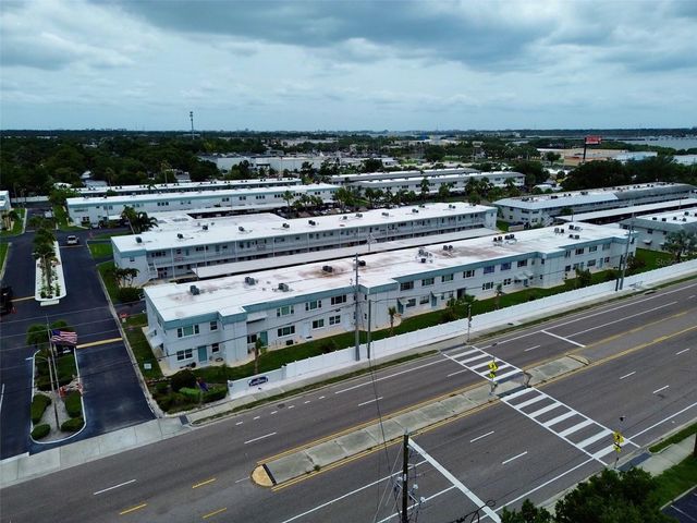 5357 81ST STREET N 15, St Petersburg, FL 33709