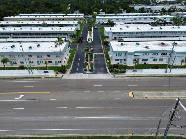 5357 81ST STREET N 15, St Petersburg, FL 33709