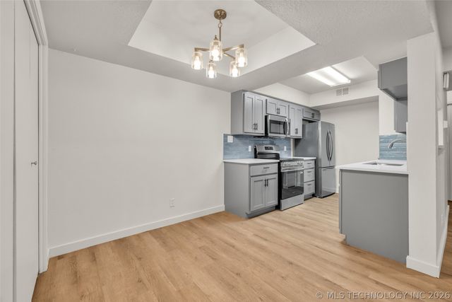 6364 S 80th East Avenue F-34, Tulsa, OK 74133