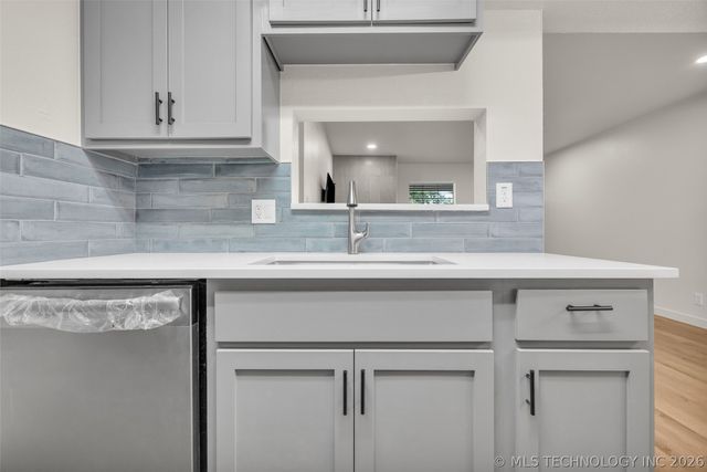 6364 S 80th East Avenue F-34, Tulsa, OK 74133