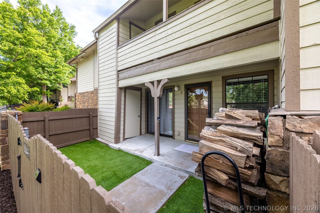6364 S 80th East Avenue F-34, Tulsa, OK 74133