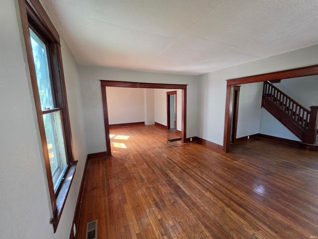 911 High Street, Fort Wayne, IN 46808