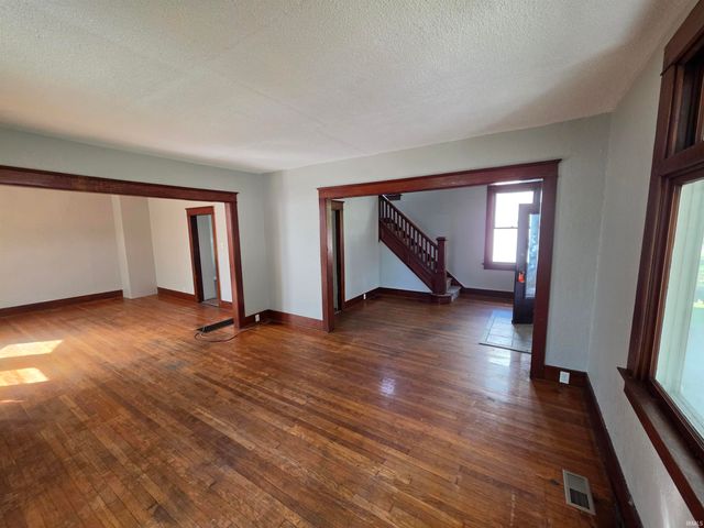 911 High Street, Fort Wayne, IN 46808