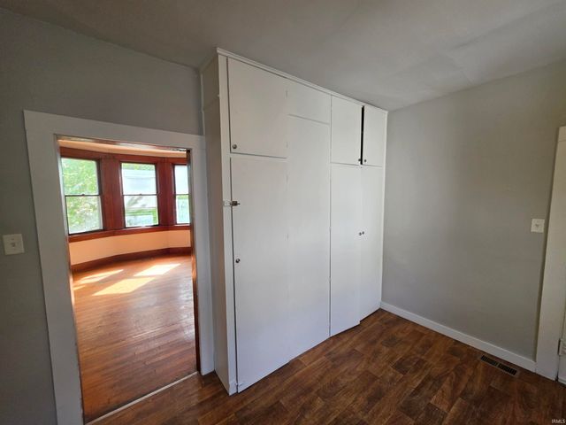911 High Street, Fort Wayne, IN 46808