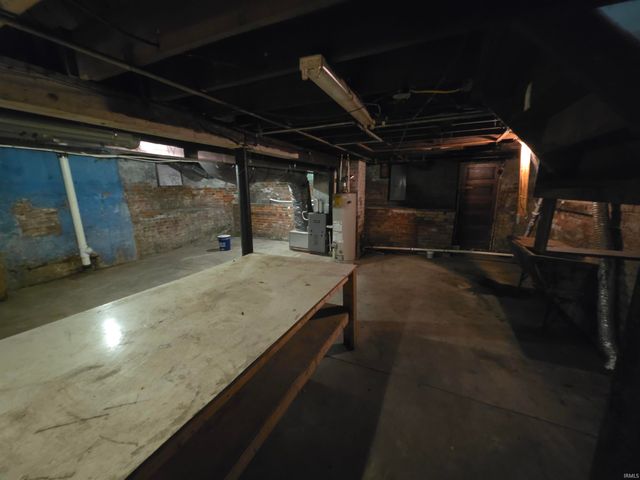911 High Street, Fort Wayne, IN 46808