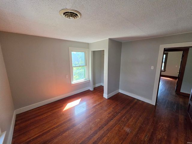 911 High Street, Fort Wayne, IN 46808
