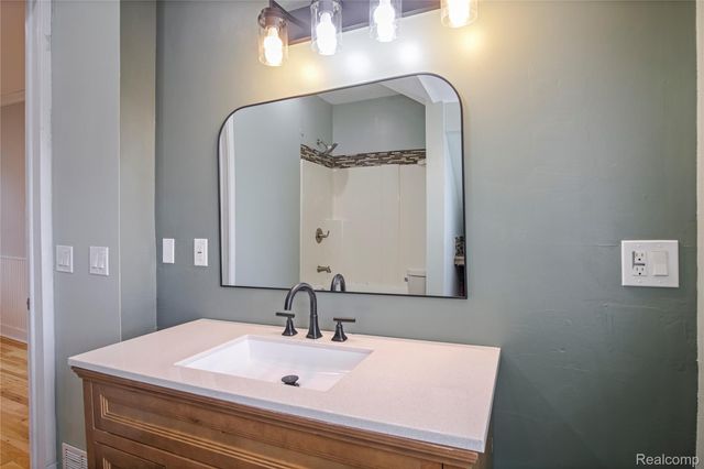 206 N Troy Street, Royal Oak, MI 48067