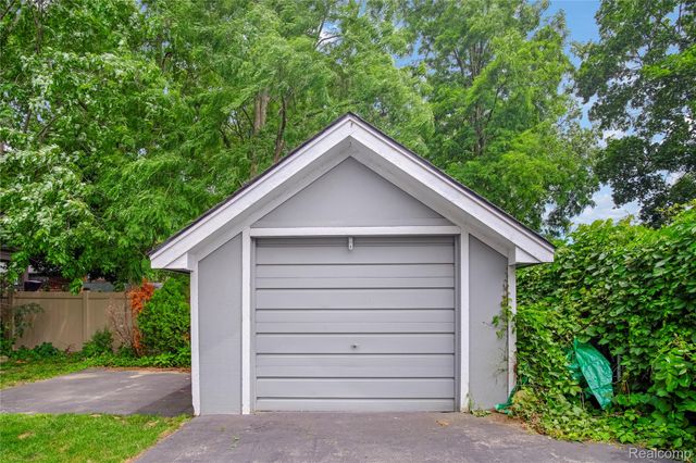 206 N Troy Street, Royal Oak, MI 48067