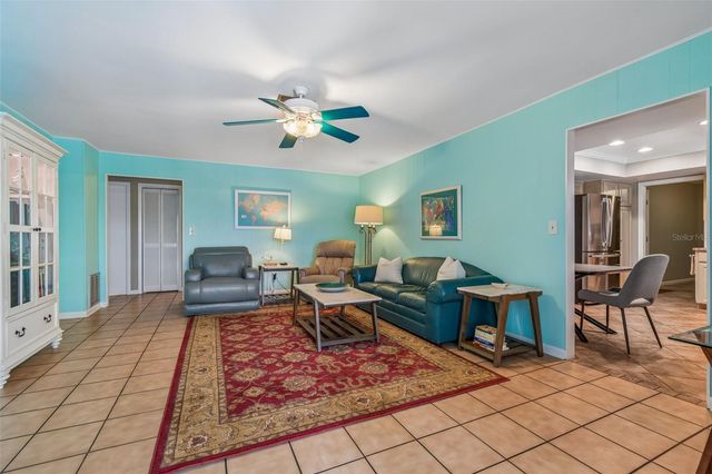 1302 GLENGREEN LANE, Lakeland, FL 33813