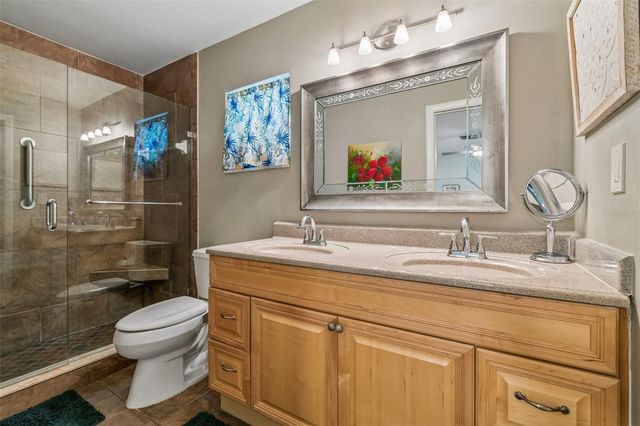 1302 GLENGREEN LANE, Lakeland, FL 33813