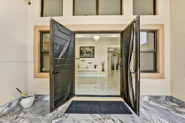 13085 N 78th Place N, Palm Beach, FL 33412