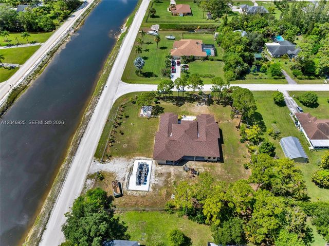 13085 N 78th Place N, Loxahatchee, FL 33412