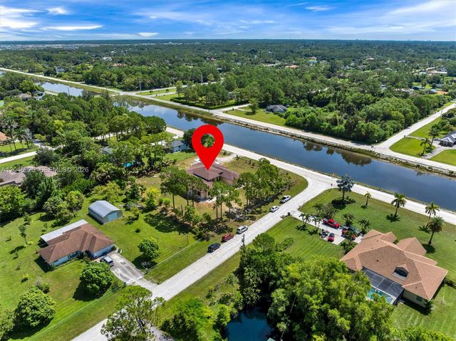 13085 N 78th Place N, Loxahatchee, FL 33412