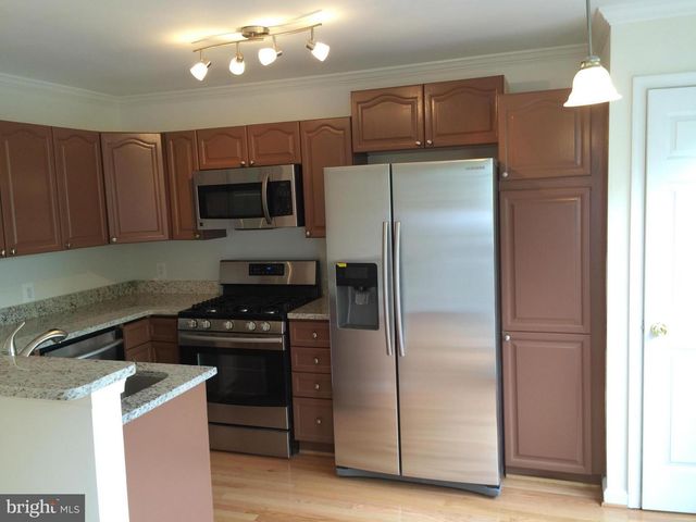 4653 LAMBERT DR, Alexandria, VA 22311