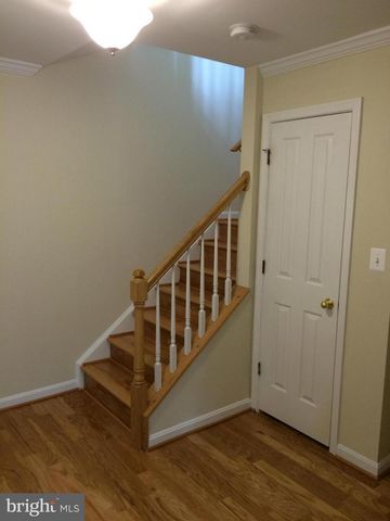 4653 LAMBERT DR, Alexandria, VA 22311